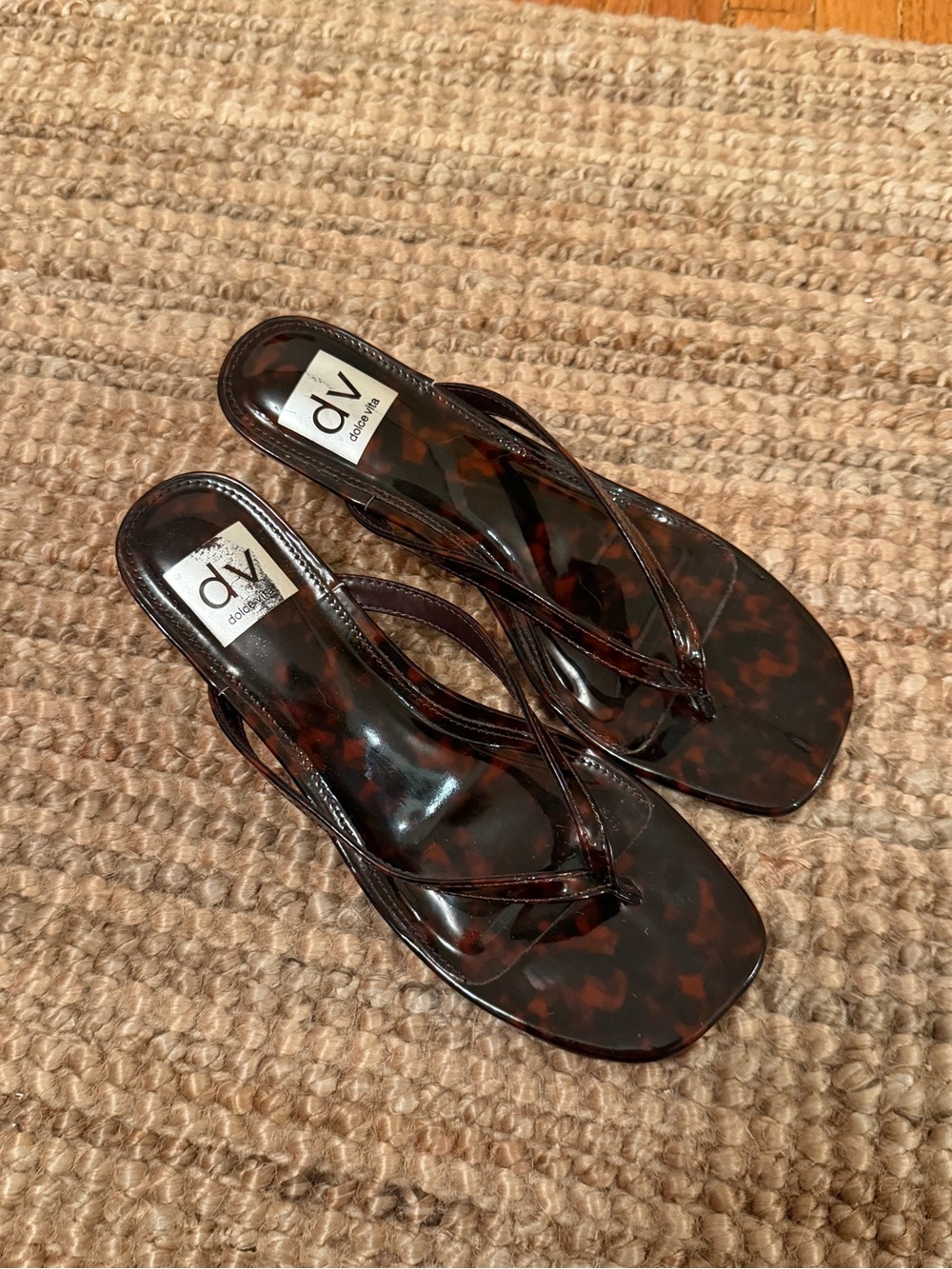 DV by Dolce Vita Dark Tortoiseshell Brown Flip Flop Sandals